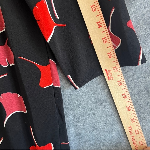 BOSS Hugo Boss Black & Red Ginko Flower Floral 3/4 Sleeve Blouse Size XL - Picture 8 of 11